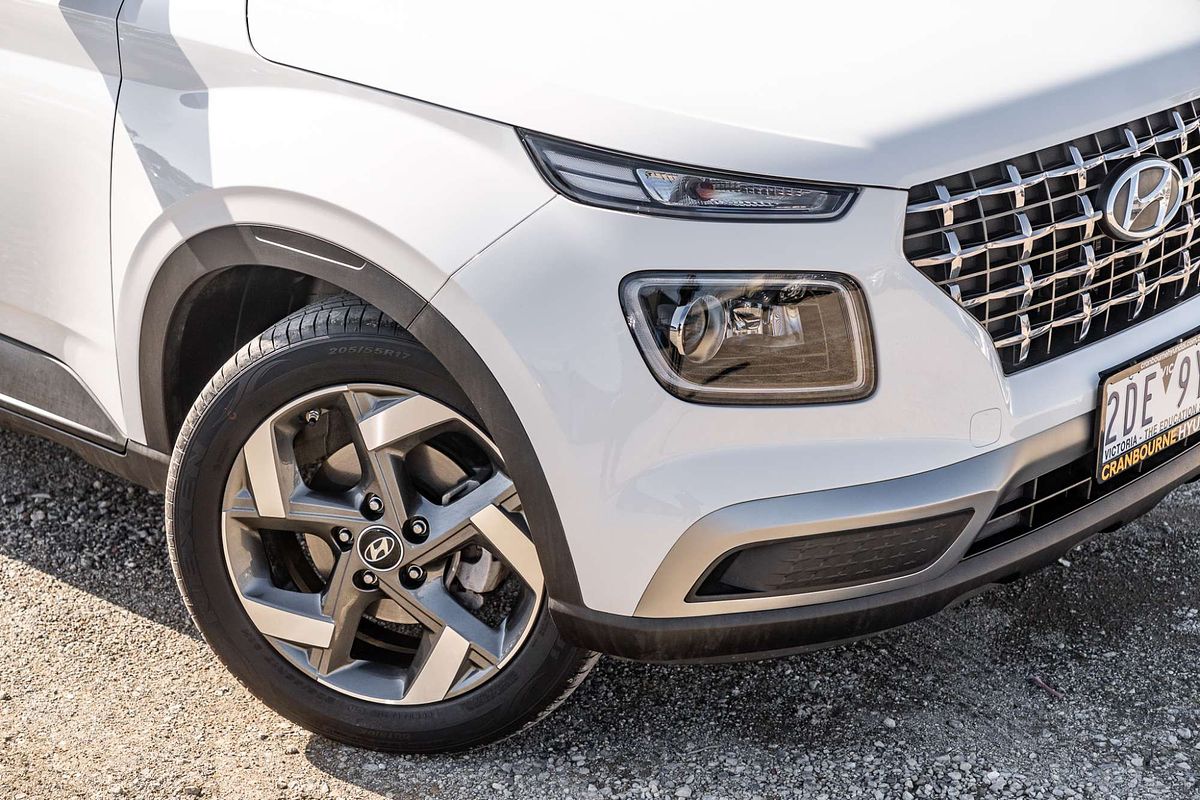 2024 Hyundai Venue Elite QX.V5