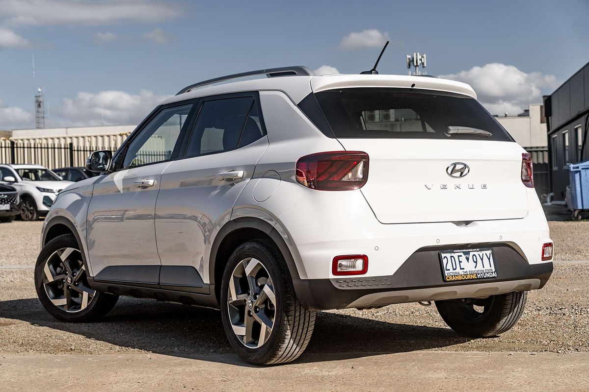 2024 Hyundai Venue Elite QX.V5