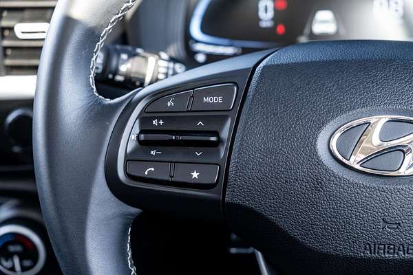 2024 Hyundai Venue Elite QX.V5