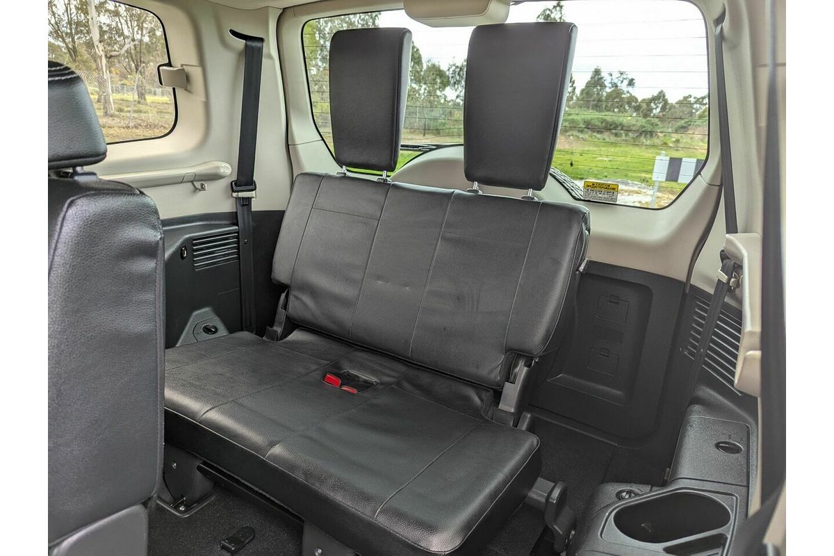 2013 Mitsubishi Pajero VR-X NW