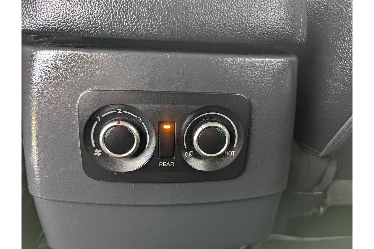 2013 Mitsubishi Pajero VR-X NW