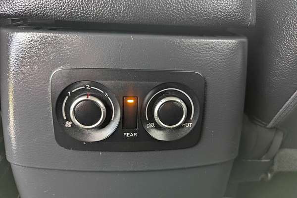 2013 Mitsubishi Pajero VR-X NW