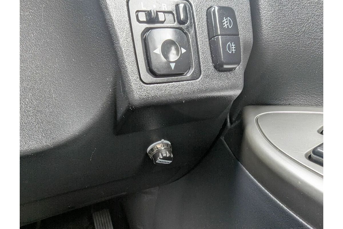 2013 Mitsubishi Pajero VR-X NW
