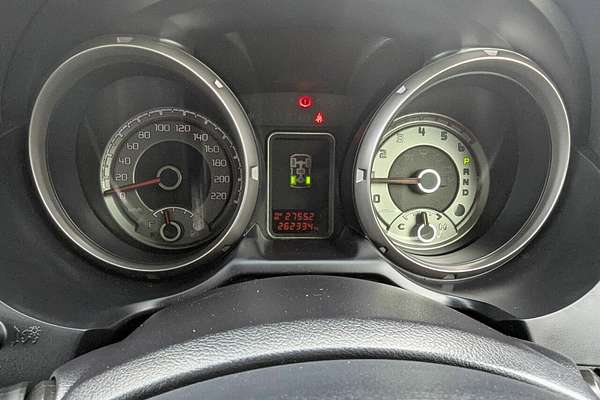 2013 Mitsubishi Pajero VR-X NW