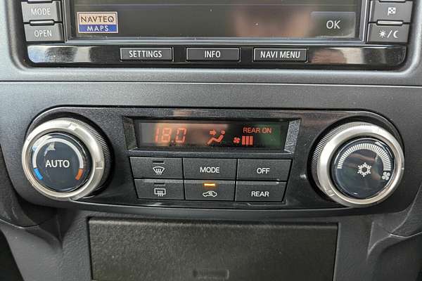 2013 Mitsubishi Pajero VR-X NW