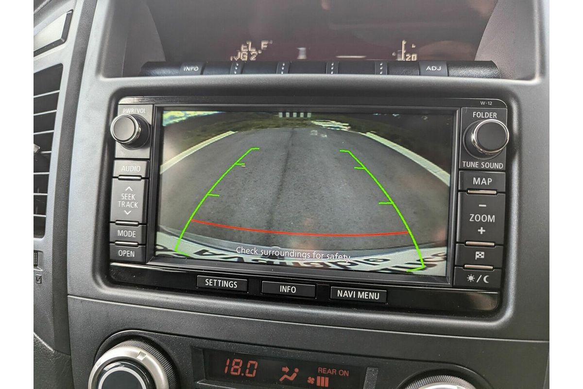 2013 Mitsubishi Pajero VR-X NW