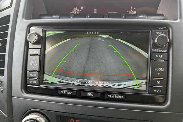 2013 Mitsubishi Pajero VR-X NW