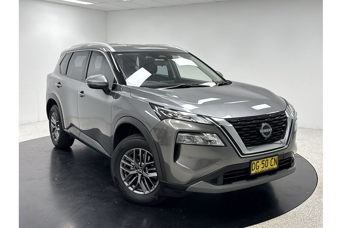 2022 Nissan X-TRAIL ST T33