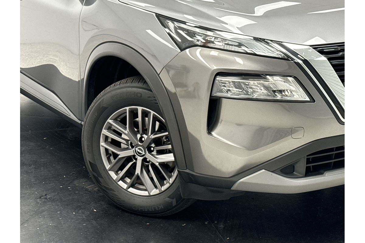 2022 Nissan X-TRAIL ST T33