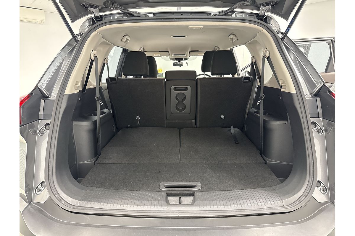 2022 Nissan X-TRAIL ST T33