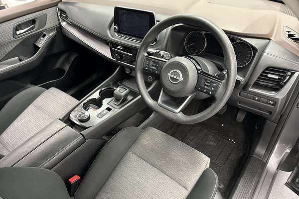 2022 Nissan X-TRAIL ST T33