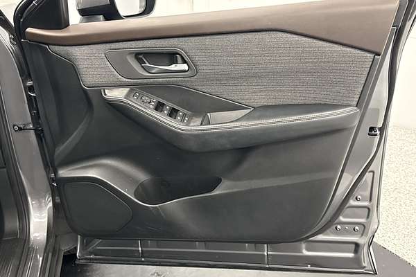 2022 Nissan X-TRAIL ST T33