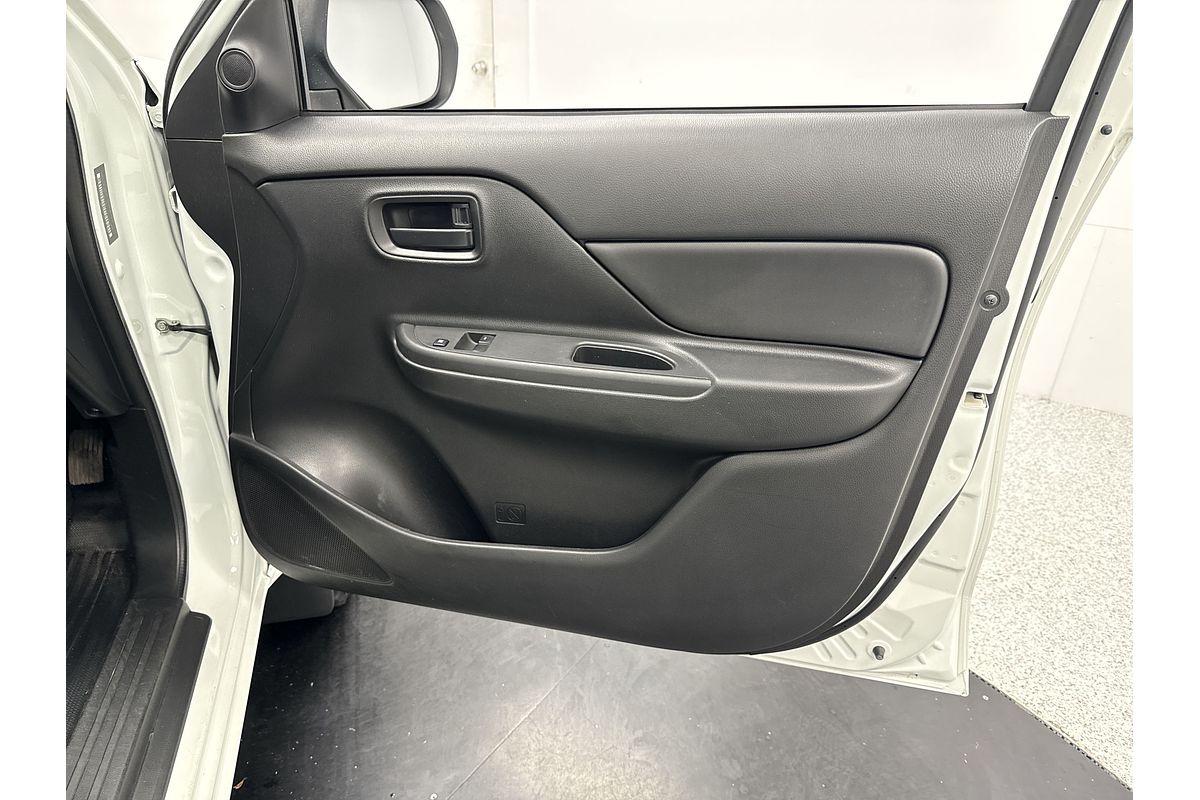 2020 Mitsubishi Triton GLS Premium MR 4X4