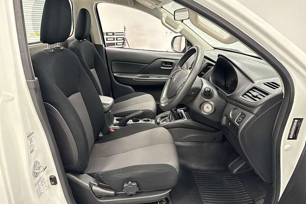 2020 Mitsubishi Triton GLS Premium MR 4X4