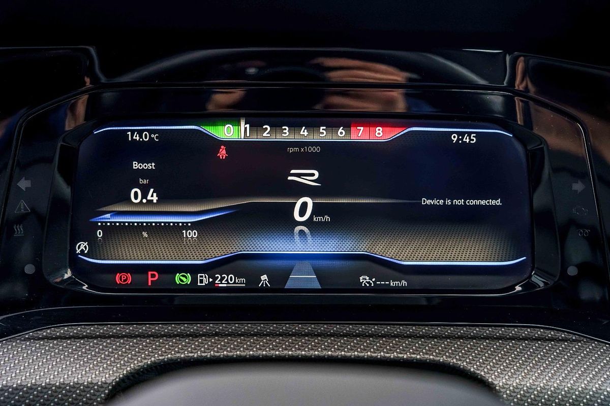 2023 Volkswagen Golf R 8