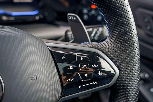 2023 Volkswagen Golf R 8