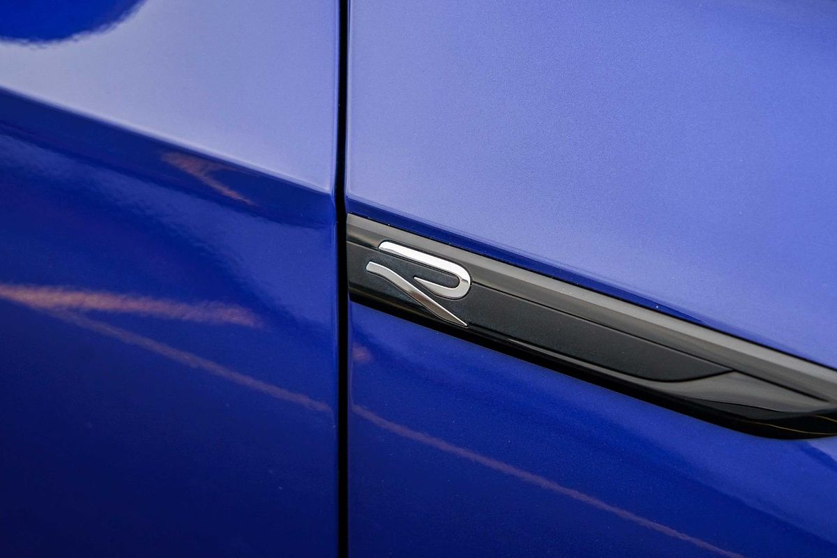 2023 Volkswagen Golf R 8