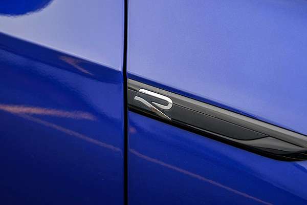 2023 Volkswagen Golf R 8