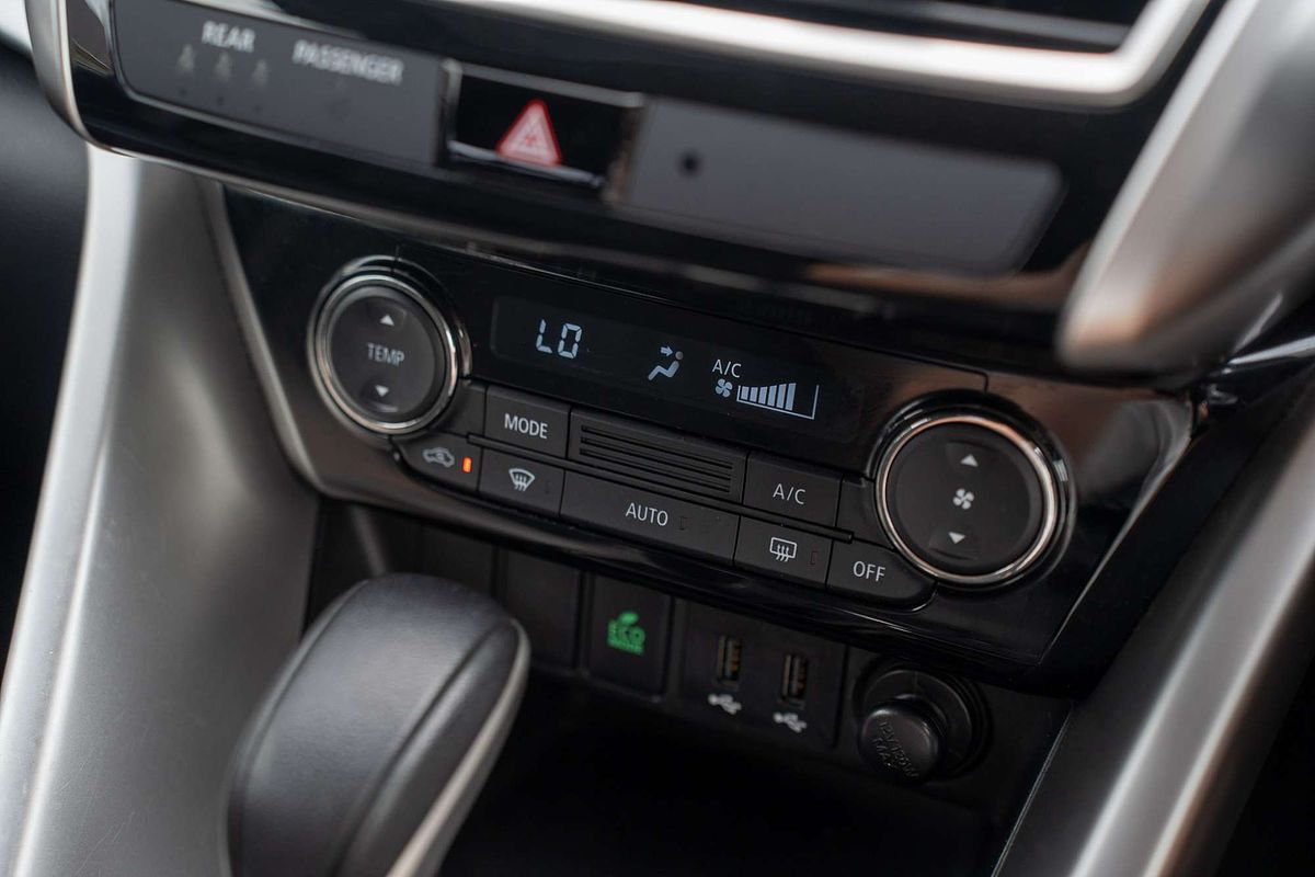 2018 Mitsubishi Eclipse Cross LS YA