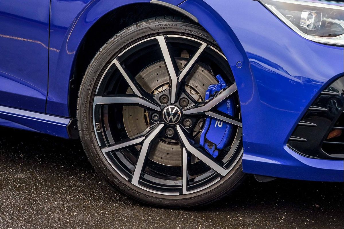 2023 Volkswagen Golf R 8