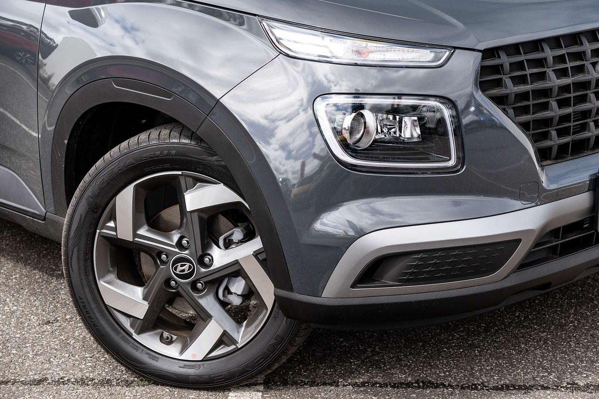 2025 Hyundai Venue Active QX.V5