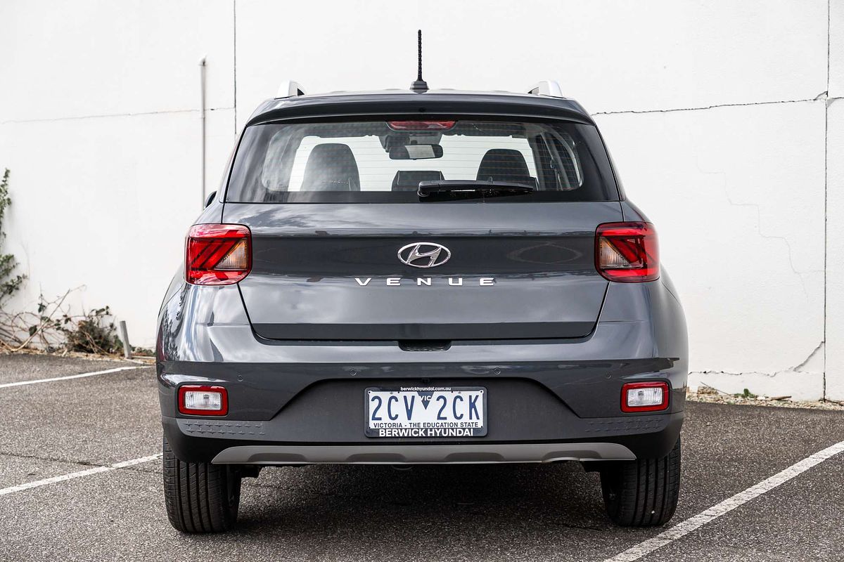 2025 Hyundai Venue Active QX.V5