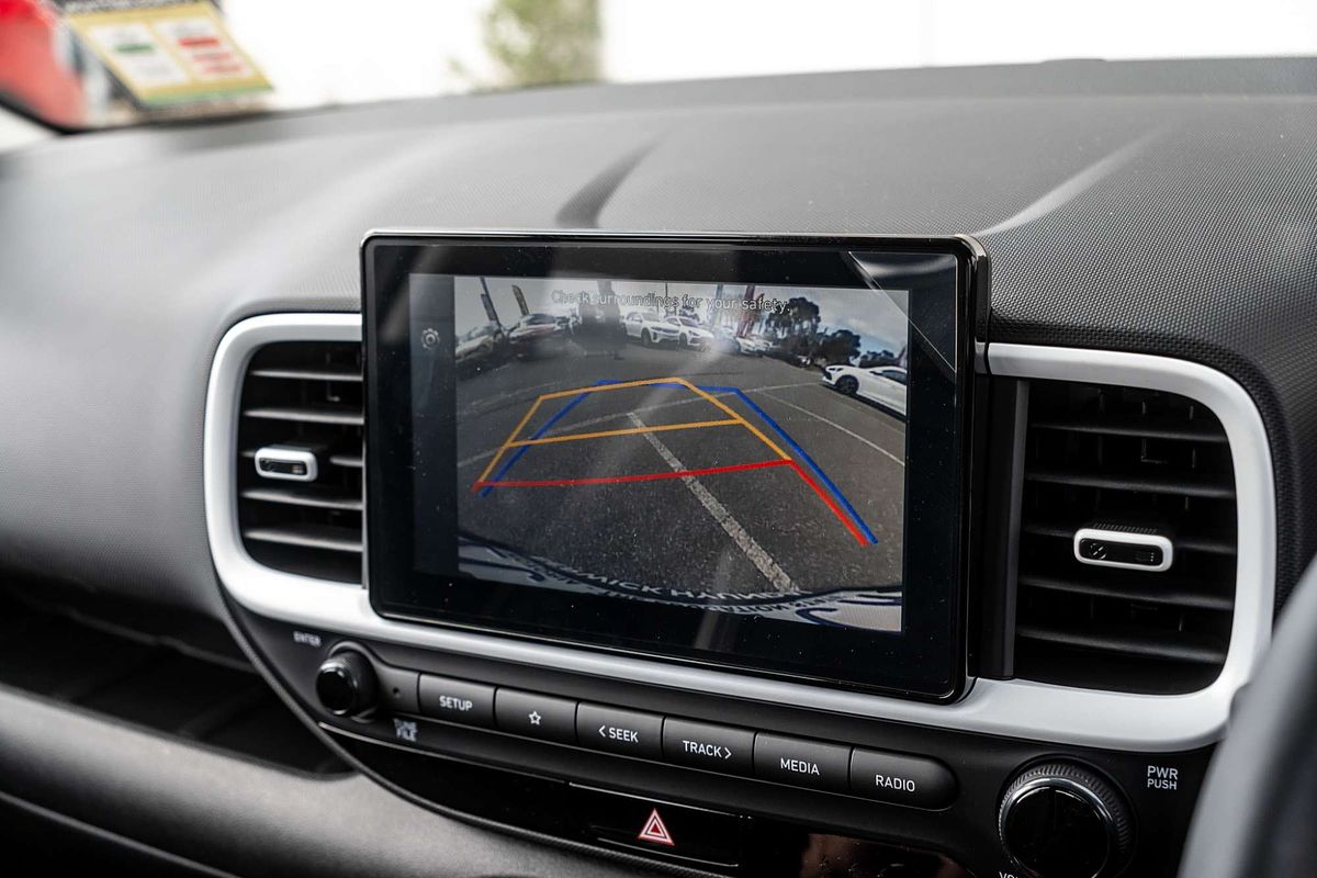 2025 Hyundai Venue Active QX.V5