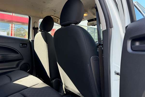 2021 Mitsubishi Mirage ES LB