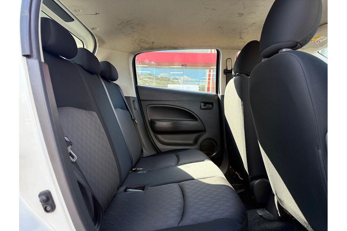 2021 Mitsubishi Mirage ES LB