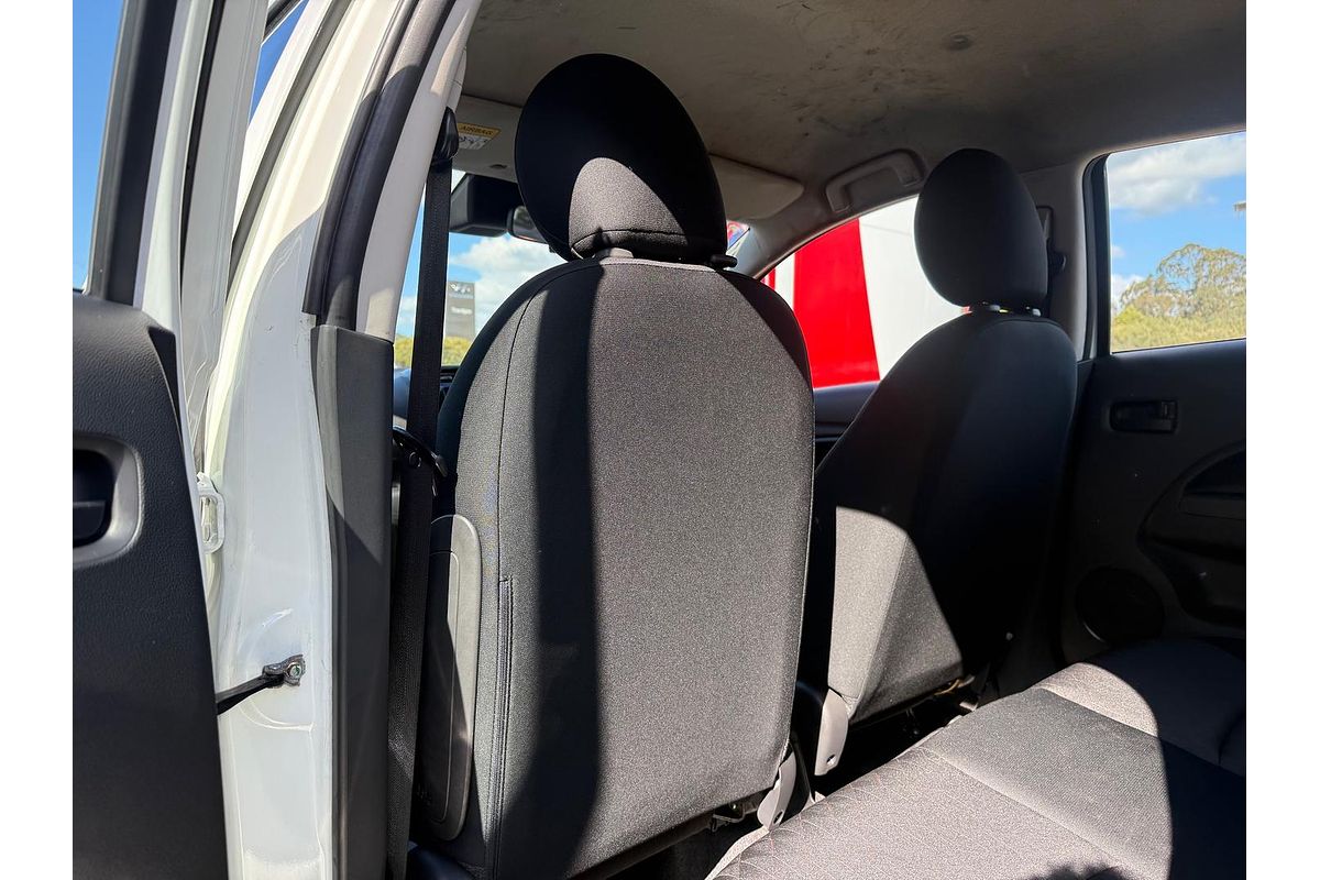 2021 Mitsubishi Mirage ES LB