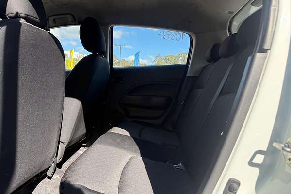 2021 Mitsubishi Mirage ES LB