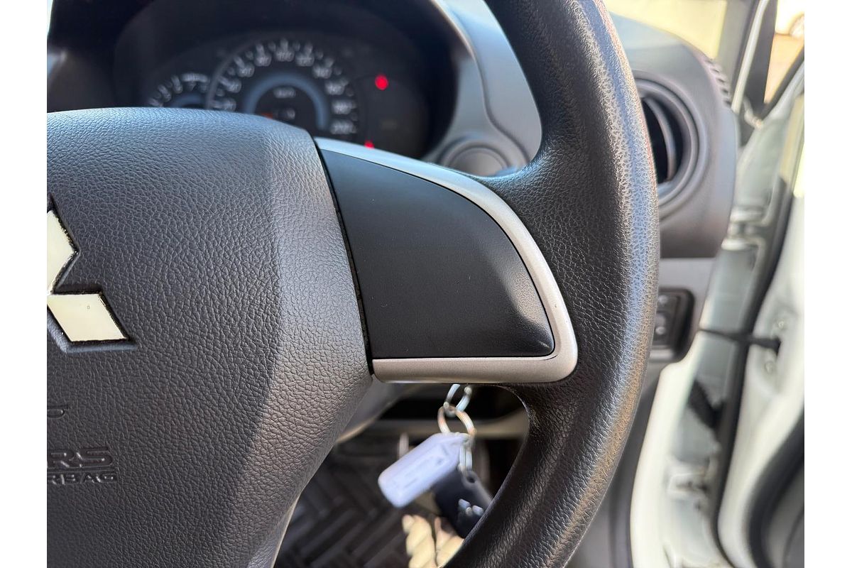 2021 Mitsubishi Mirage ES LB
