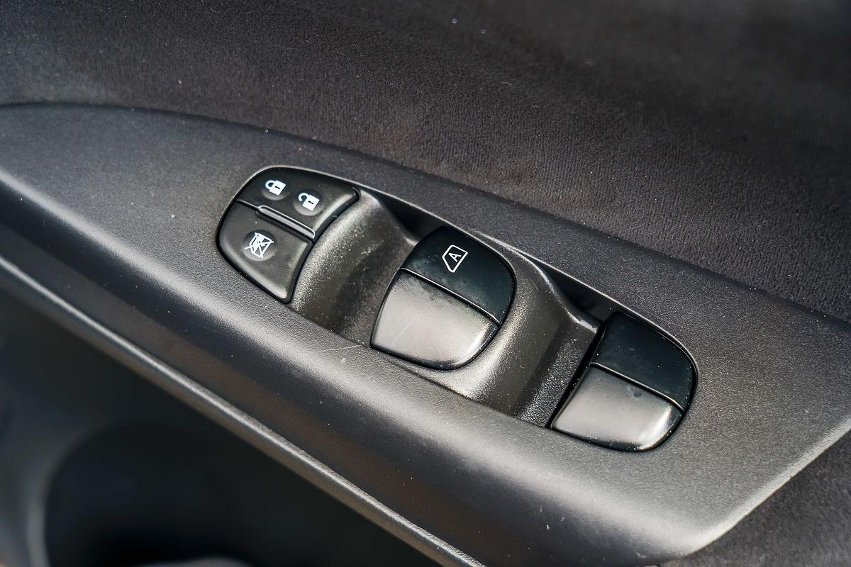 2015 Nissan Pulsar ST-L B17 Series 2