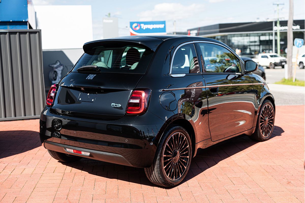 2023 Fiat 500e La Prima