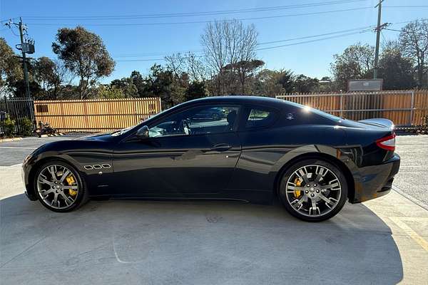 2011 Maserati GranTurismo S MC Sportline M145