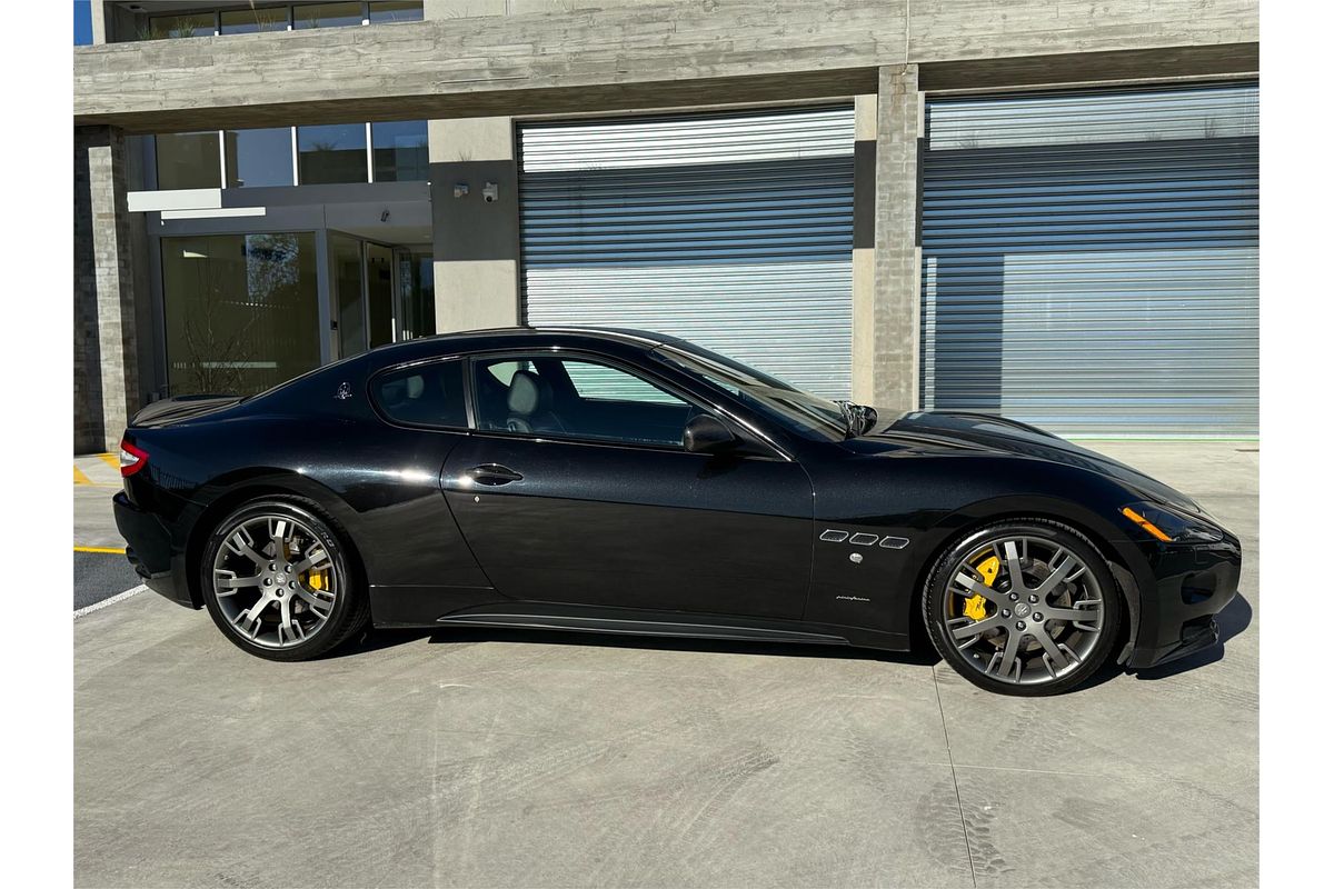2011 Maserati GranTurismo S MC Sportline M145