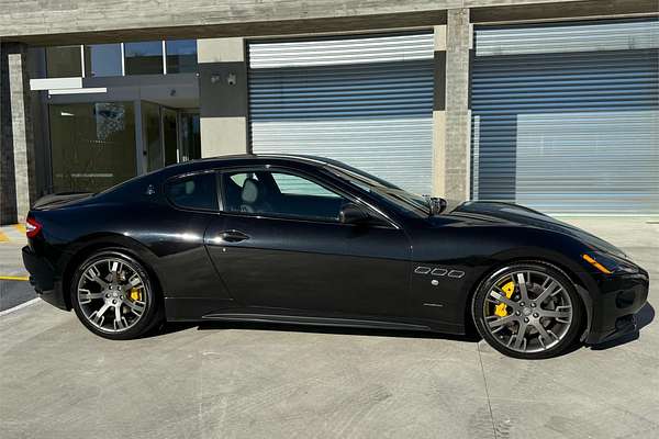 2011 Maserati GranTurismo S MC Sportline M145
