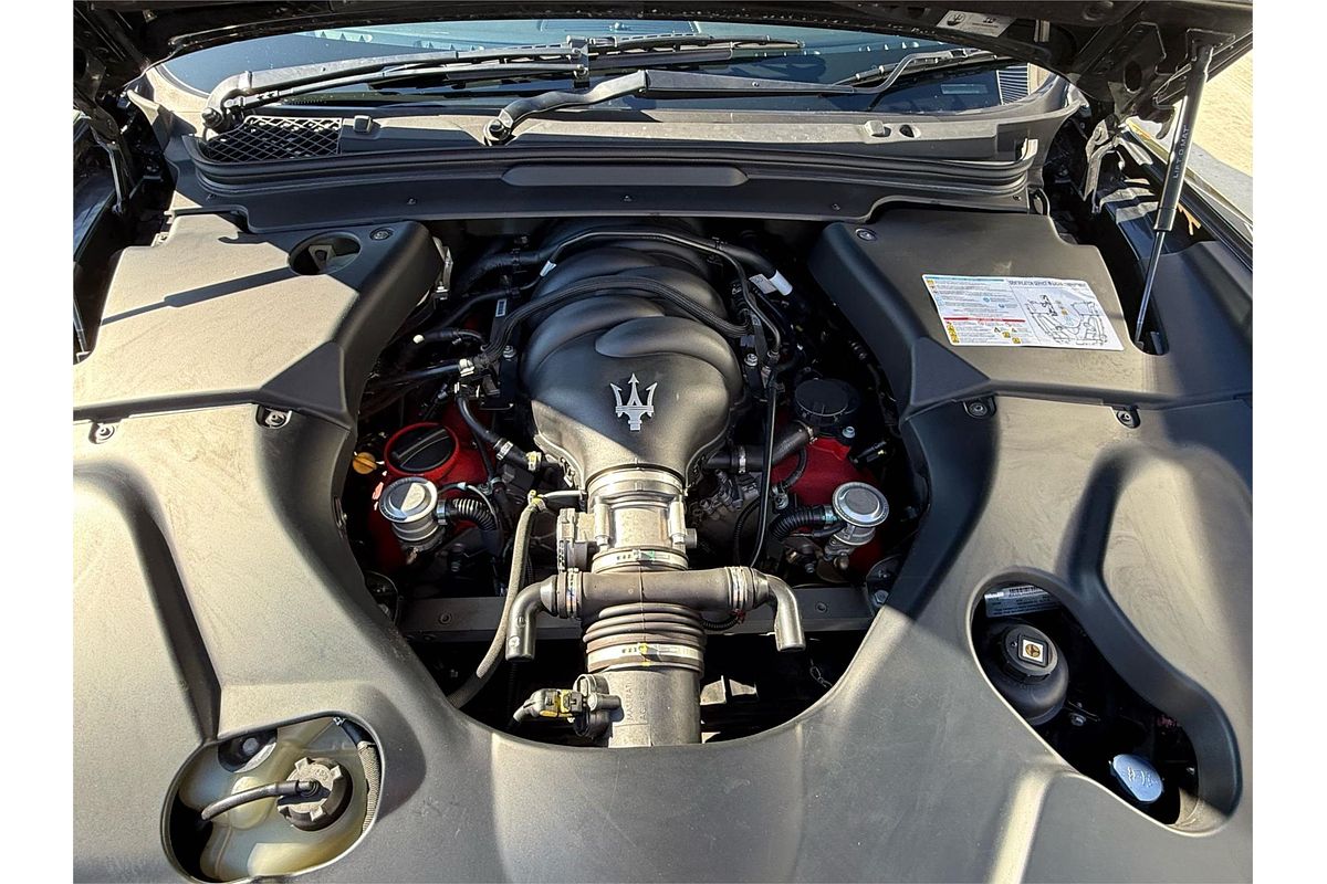 2011 Maserati GranTurismo S MC Sportline M145