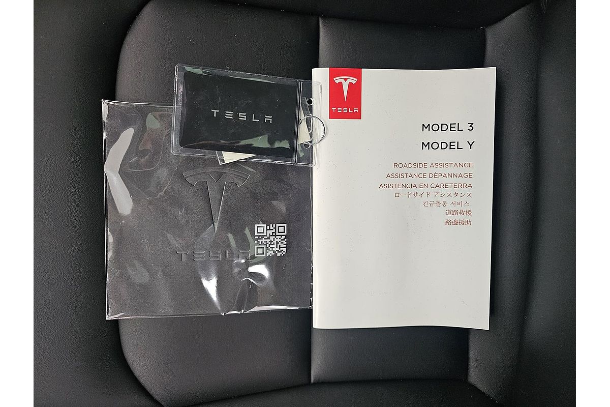 2022 Tesla Model 3 Rear-Wheel Drive