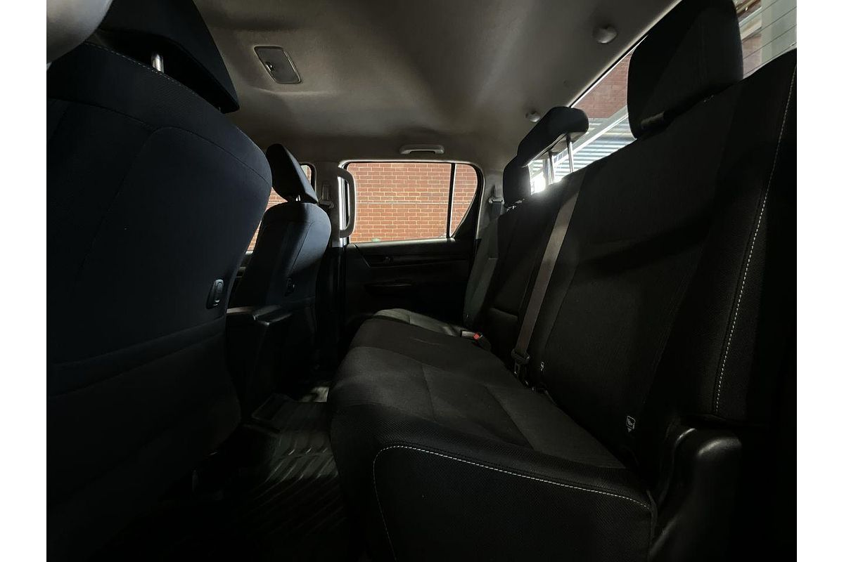 2020 Toyota Hilux SR GUN126R 4X4