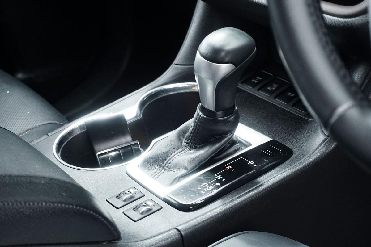 2019 Toyota Kluger Black Edition GSU55R
