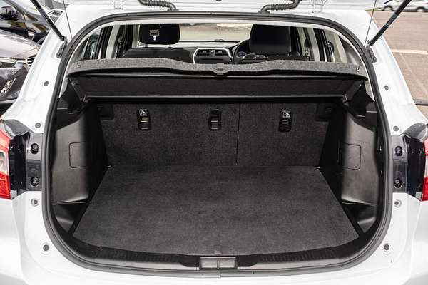 2014 Suzuki S-Cross GL JY