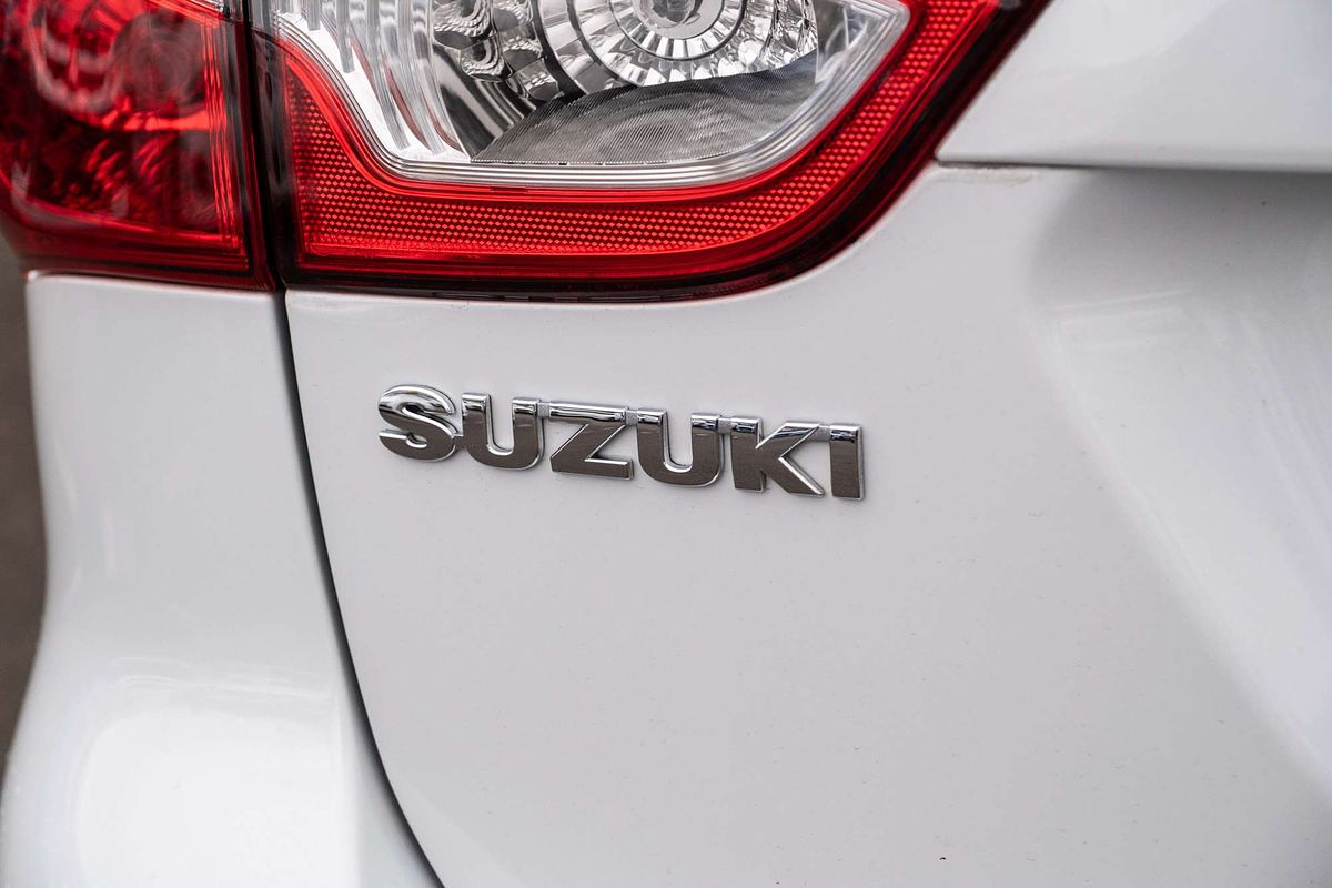 2014 Suzuki S-Cross GL JY