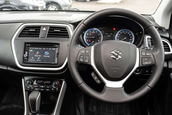 2014 Suzuki S-Cross GL JY