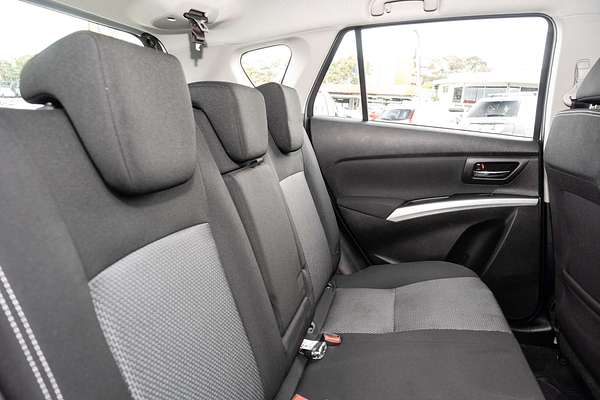 2014 Suzuki S-Cross GL JY