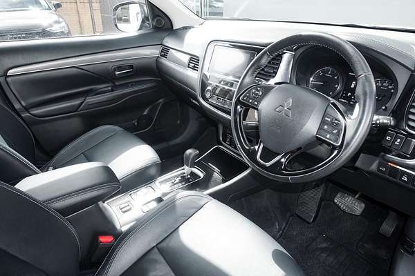 2019 Mitsubishi Outlander Exceed ZL