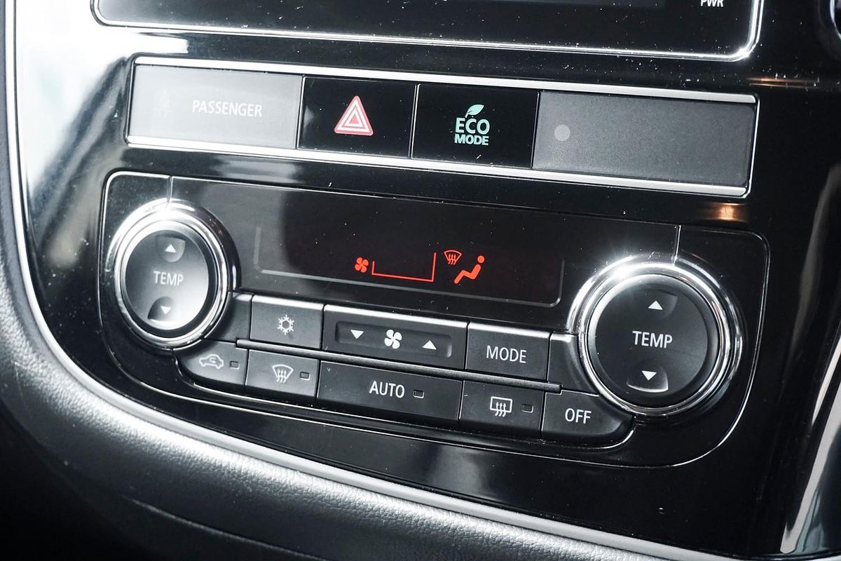 2019 Mitsubishi Outlander Exceed ZL