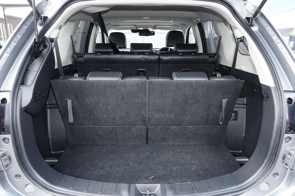 2019 Mitsubishi Outlander Exceed ZL