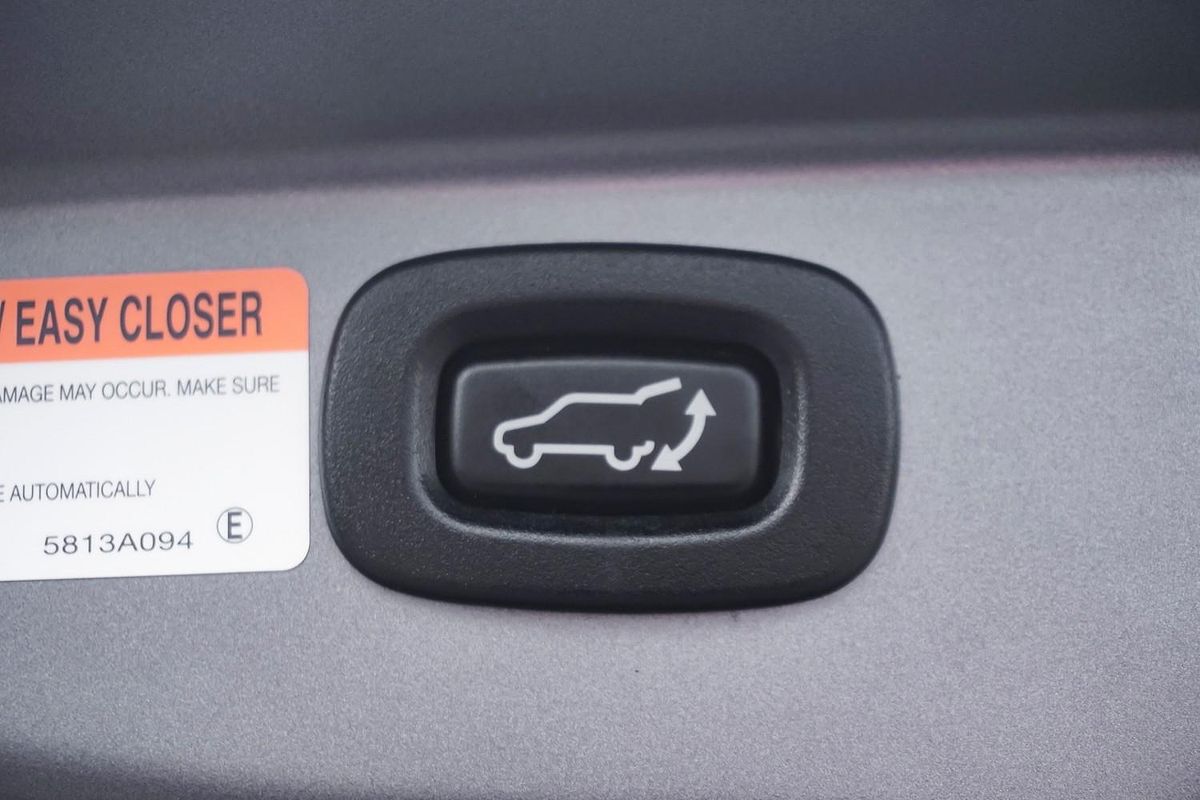 2019 Mitsubishi Outlander Exceed ZL