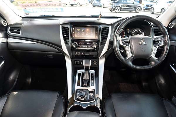 2017 Mitsubishi Pajero Sport Exceed QE